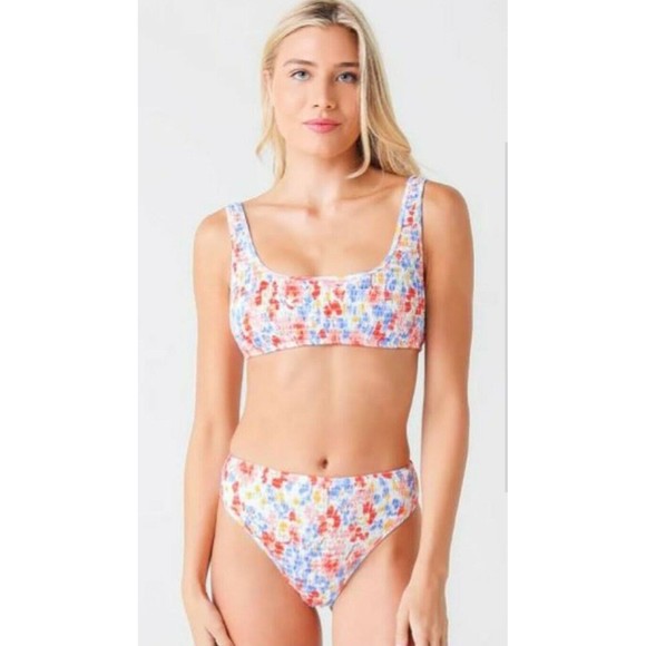 L*Space Women’s Izzie Swimwear Swim Bikini Top Flowers Forever Sz M NEW - Picture 2 of 9